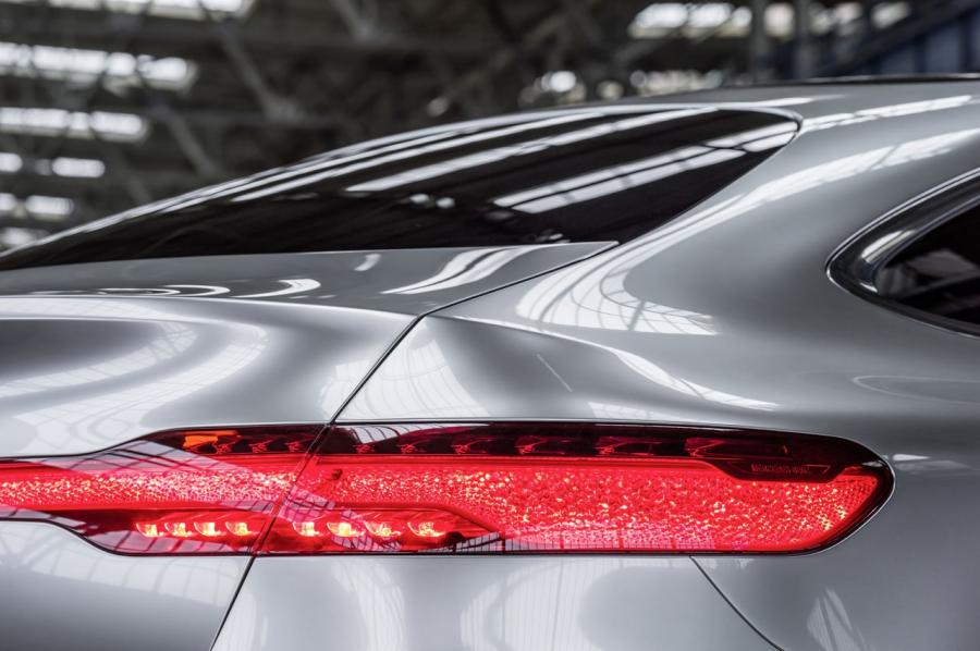  Mercedes-Benz Concept Coupe SUV 2014 года  (фото 13 из 47)